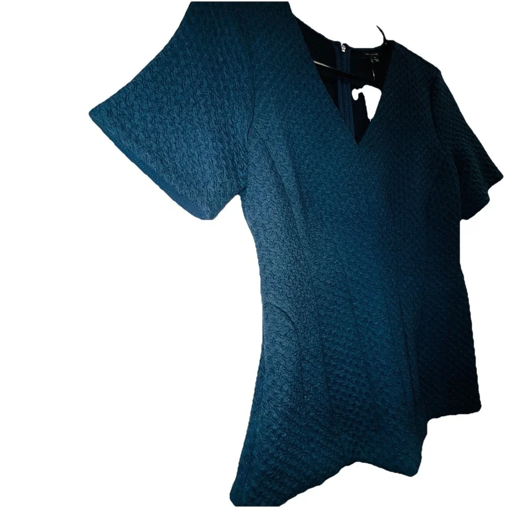 Ann Taylor Geo Jacquard Peplum Top Blue/Teal Textured Knit XS V neck zipper chic